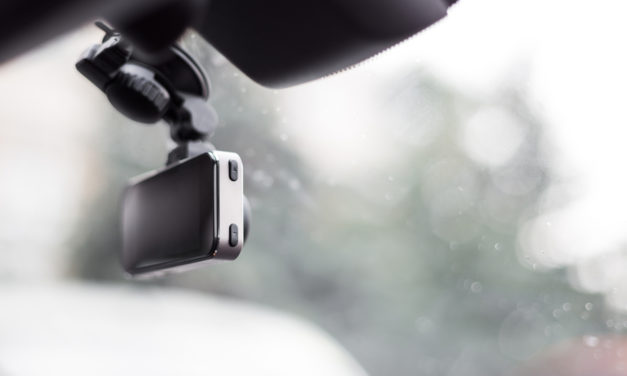 Jaką kamerę samochodową wybrać w 2023 – Nasze Opinie oraz Ranking