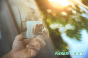 wideorejestrator w lusterku opinie